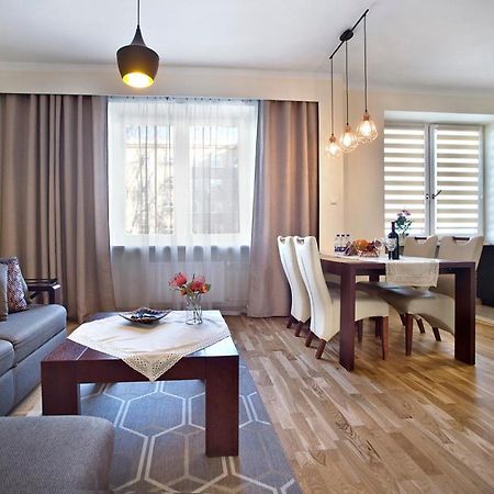Niepodleglosci Serviced Apartments Varsó Kültér fotó