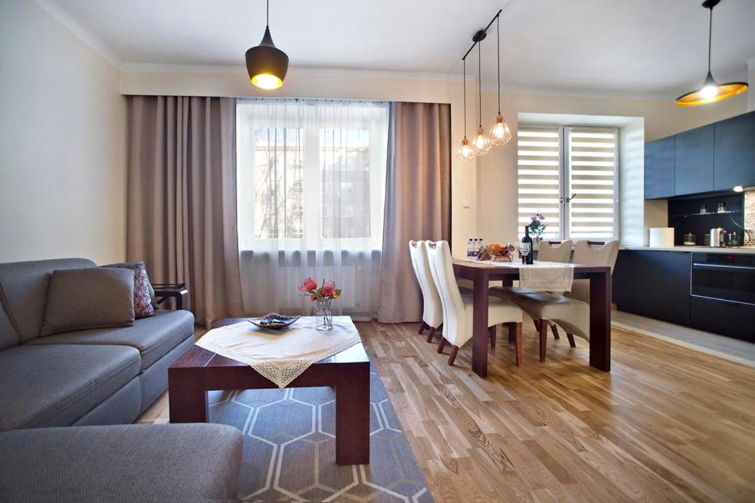 Niepodleglosci Serviced Apartments Varsó Kültér fotó